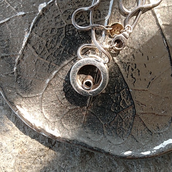 💝Movado circle necklace with peridot stone - Picture 5 of 10